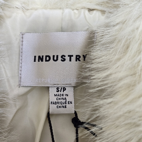 NWT Faux-Fur Collared Short Jacket Butter Yellow Teddy Cropped Luxury Small - Picture 7 of 15